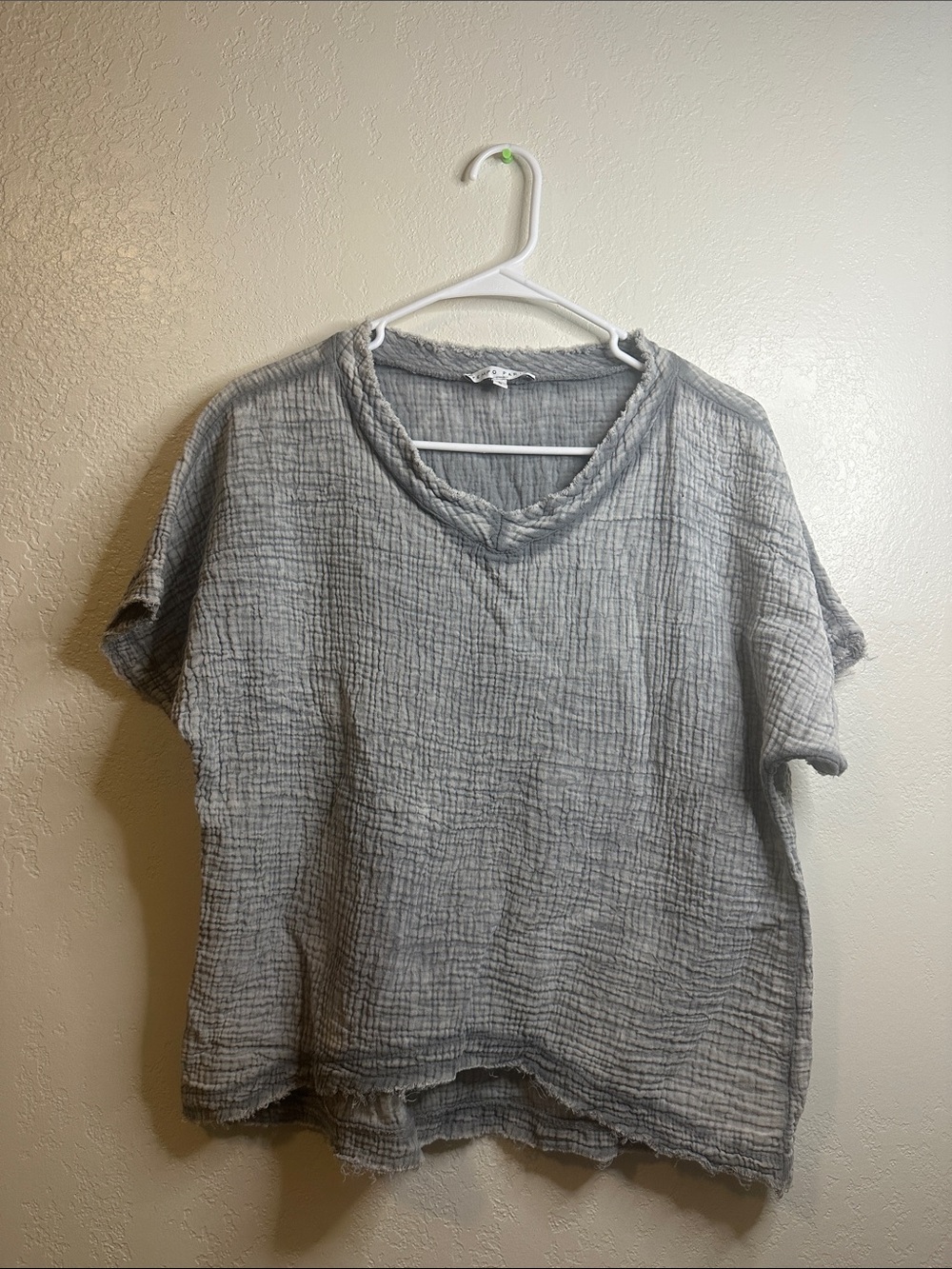 Tempo Paris Relaxed Gauze Short-Sleeve Top in Light Gray